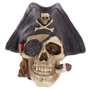 Artificial Stone Skull Caribbean Pirate Captian In Tricorn Hat Looting Skull Skeleton Gothic Ornament Figurine Skull Decoration